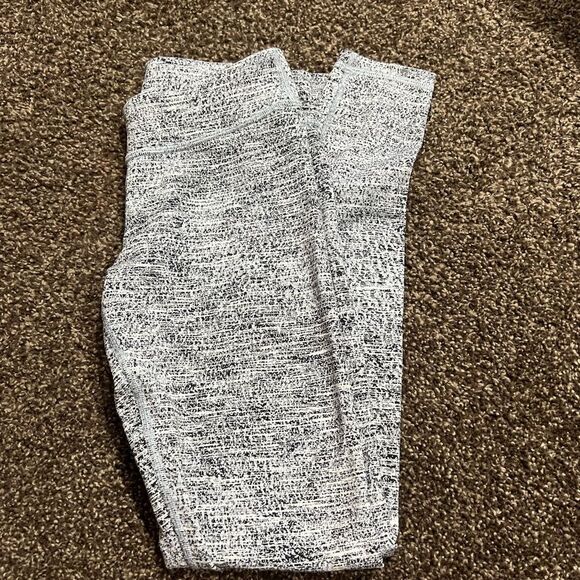 Ivivva leggings 14   - Picture 1 of 3